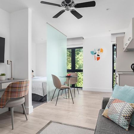 Q Square By Supercity Aparthotels Brighton Екстер'єр фото
