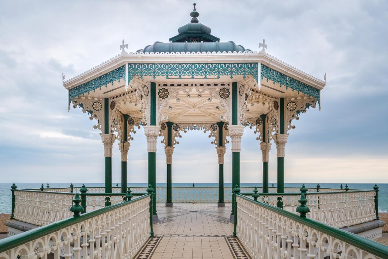 Q Square By Supercity Aparthotels Brighton Екстер'єр фото
