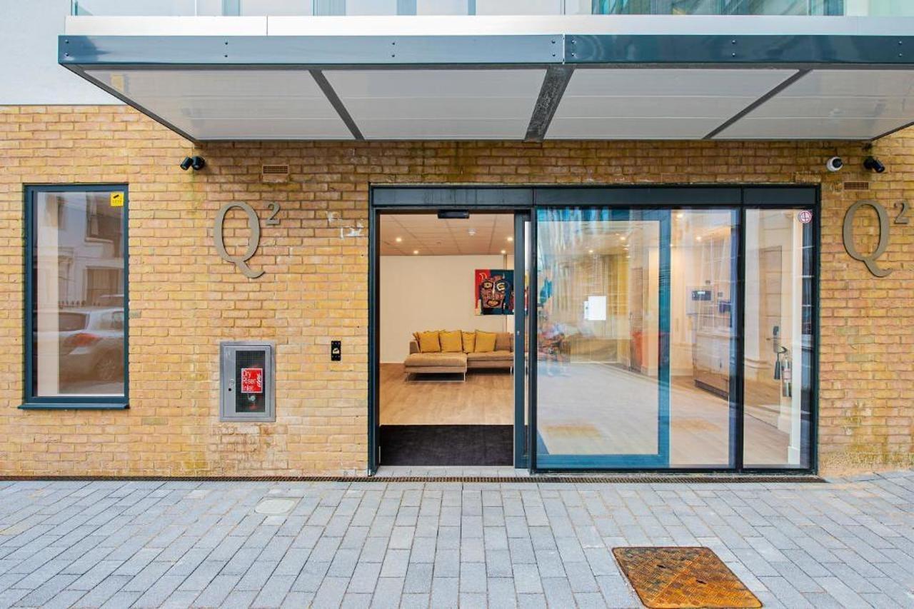 Q Square By Supercity Aparthotels Brighton Екстер'єр фото