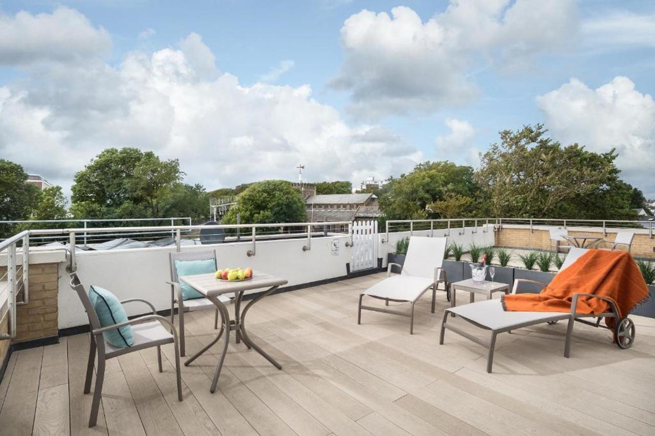Q Square By Supercity Aparthotels Brighton Екстер'єр фото