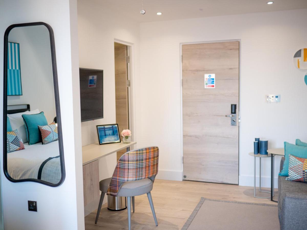 Q Square By Supercity Aparthotels Brighton Екстер'єр фото