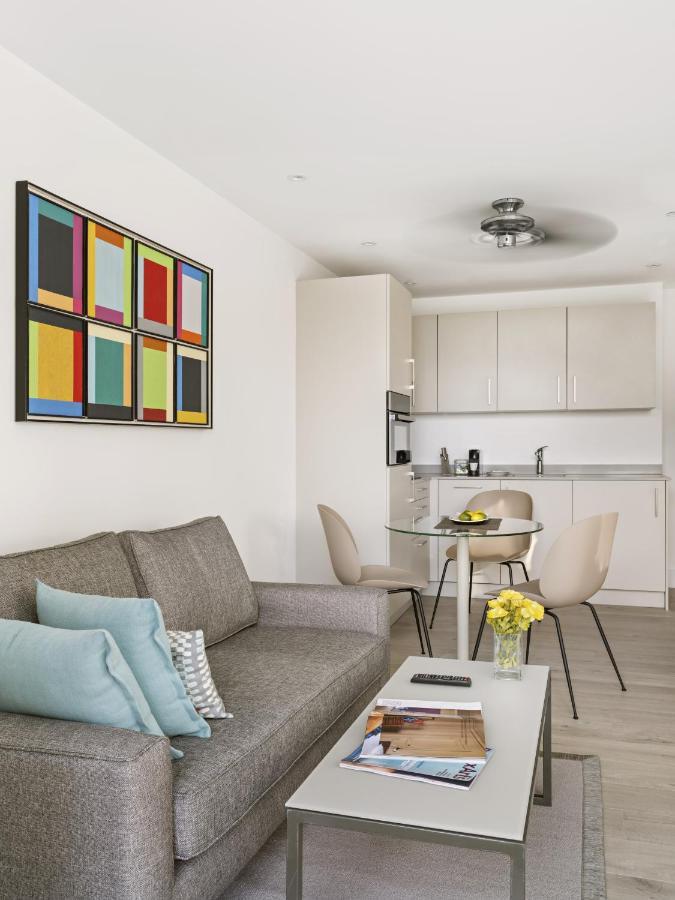 Q Square By Supercity Aparthotels Brighton Екстер'єр фото