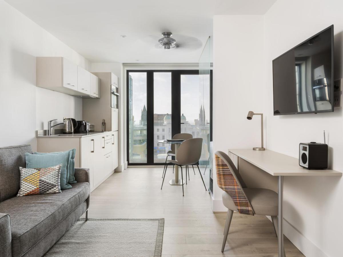 Q Square By Supercity Aparthotels Brighton Екстер'єр фото