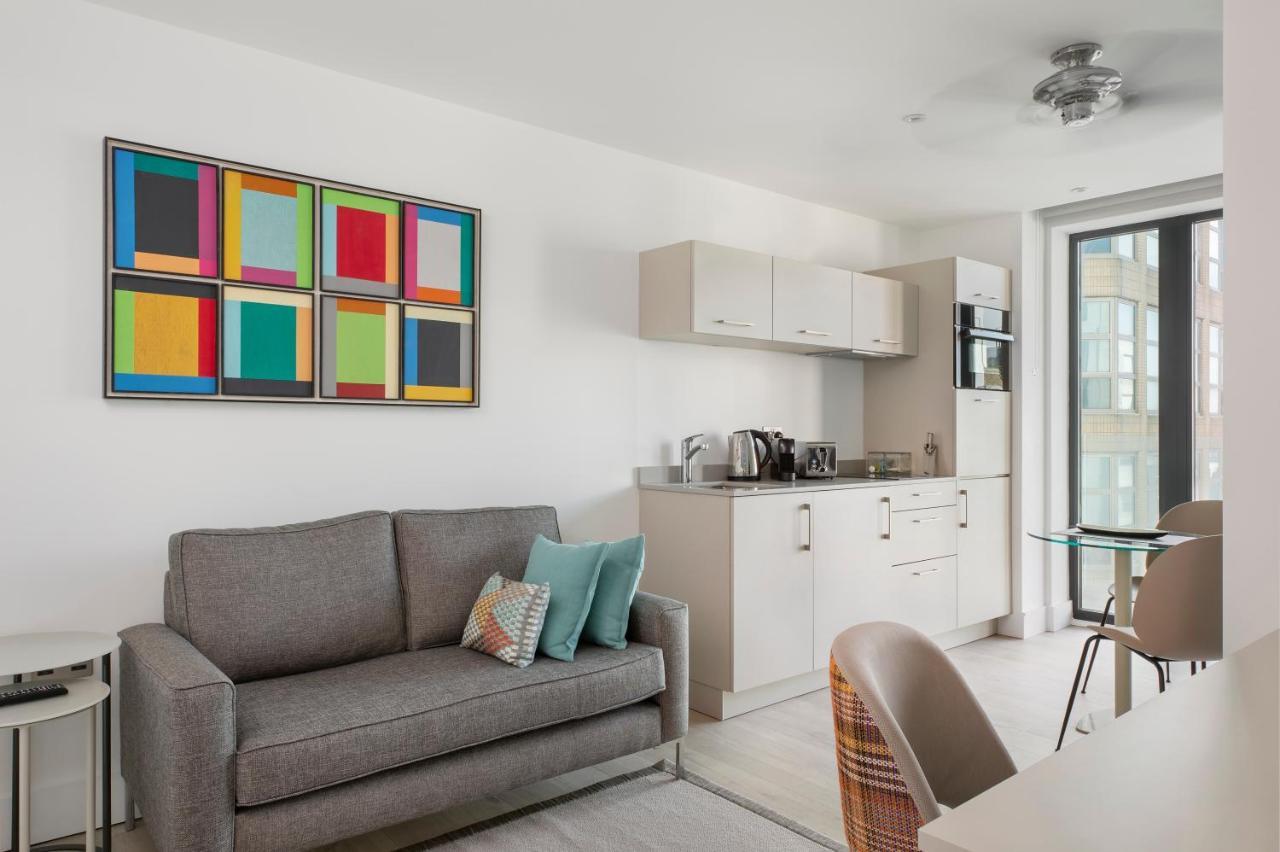 Q Square By Supercity Aparthotels Brighton Екстер'єр фото
